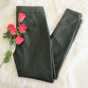 Ann Taylor Faux Leather Pants 2P